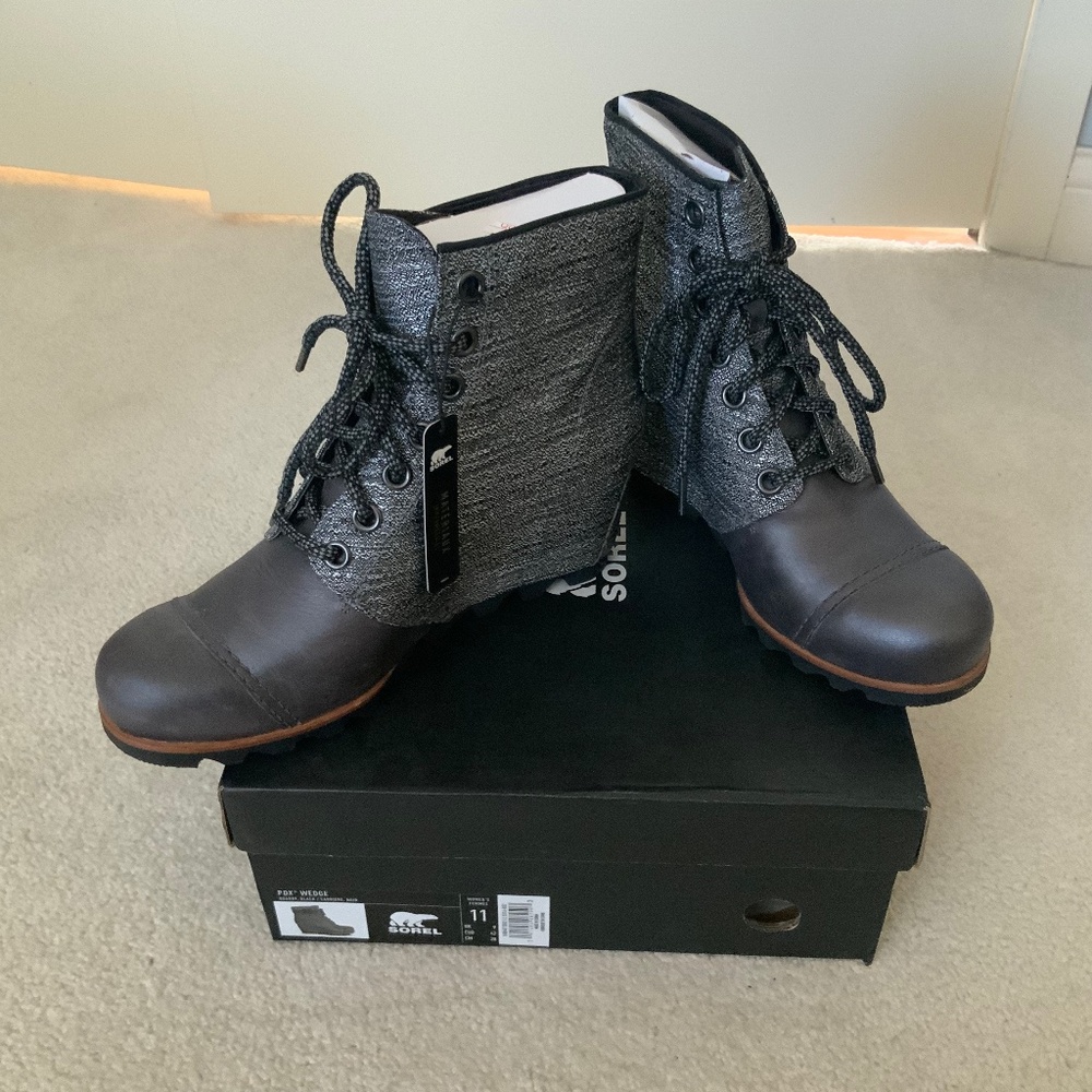 Sorel PDX Wedge Boot - NWT and Box